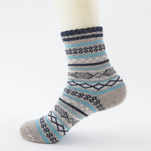 Load image into Gallery viewer, LNRRABC Winter Thick Warm Stripe Wool Socks Casual Calcetines Hombre Sock Business Male Socks