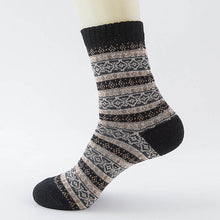 Load image into Gallery viewer, LNRRABC Winter Thick Warm Stripe Wool Socks Casual Calcetines Hombre Sock Business Male Socks